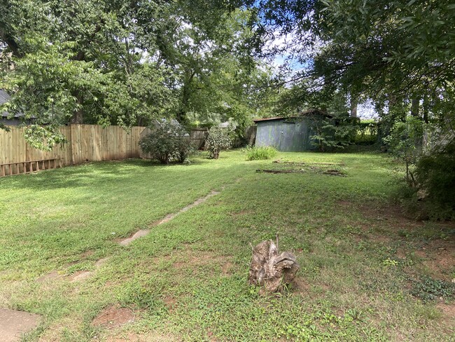 1321 Chesapeake St in Charlottesville, VA - Building Photo - Building Photo