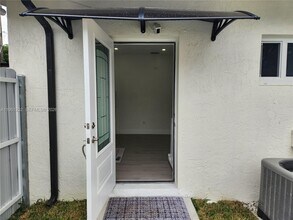 12460 SW 187th Terrace in Miami, FL - Building Photo - Building Photo