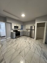 482 Kennedy Blvd, Unit 1f in Bayonne, NJ - Building Photo