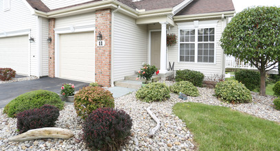 Waterview Townhouse Apartments in Webster, NY - Foto de edificio - Building Photo