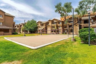 Yugo Tempe in Tempe, AZ - Building Photo - Building Photo