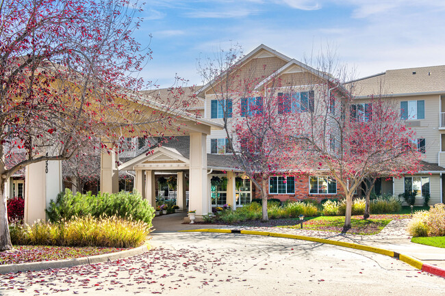 Sugar Valley Estates Senior Apartments in Loveland, CO - Foto de edificio - Building Photo