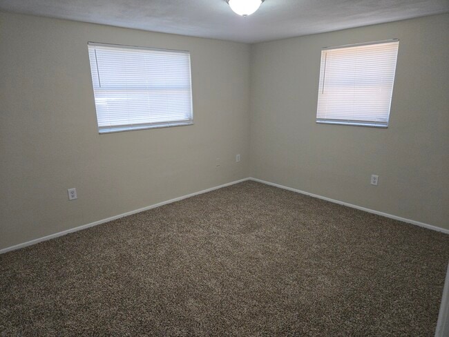 9240 St Regis Ln in Port Richey, FL - Building Photo - Building Photo