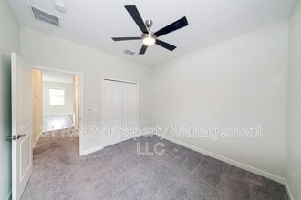 11036 Sycamore Woods Dr in Orlando, FL - Building Photo - Building Photo