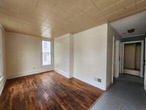 305 E Doty Ave in Neenah, WI - Building Photo - Building Photo