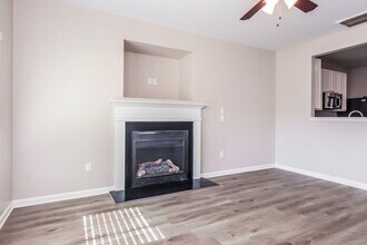 806 Laurens Way in Knightdale, NC - Building Photo - Building Photo