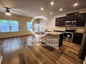 6048 Oak Bend Ct in Riverdale, GA - Building Photo - Building Photo