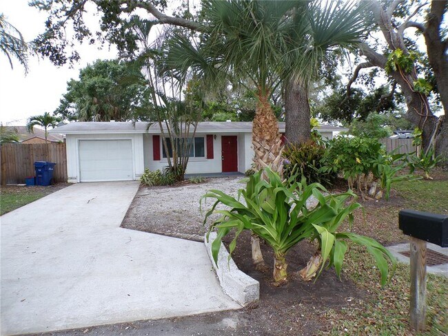 968 Shasta Rd in Venice, FL - Foto de edificio - Building Photo
