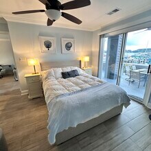 18713 Vineyard Point Ln, Unit Lakefront Ground Floor 2B in Cornelius, NC - Building Photo - Building Photo