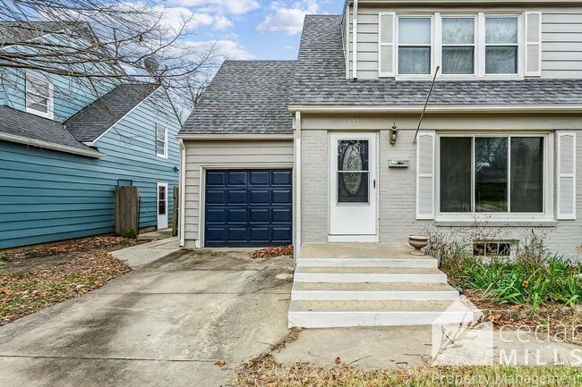 property at 427 N Harding Ave