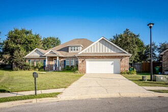 1013 Silverbell Cv in Ocean Springs, MS - Building Photo - Building Photo