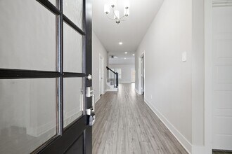 9727 Migrant Hawker Ct in The Woodlands, TX - Building Photo - Building Photo