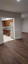 11 Cross Keys Rd, Unit A in Baltimore, MD - Building Photo - Building Photo