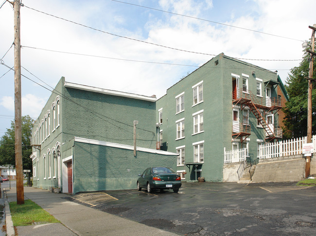 172-174 Mill St in Poughkeepsie, NY - Building Photo - Building Photo