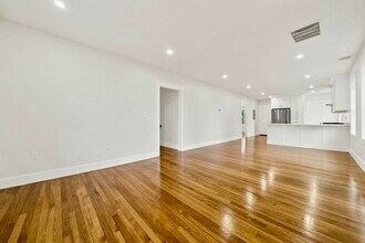 12 Whitford St in Boston, MA - Building Photo - Building Photo