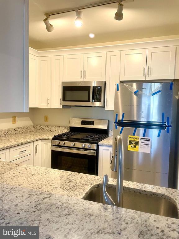 property at 20292 Beechwood Terrace