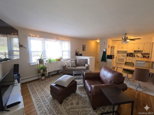 635 South St in Highland, NY - Building Photo - Building Photo