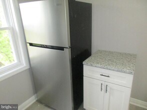 2613 Fairview Ave in Baltimore, MD - Building Photo - Building Photo