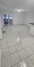 9723 Hammocks Blvd in Miami, FL - Building Photo - Building Photo