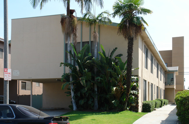 3544 Mentone Ave in Los Angeles, CA - Foto de edificio - Building Photo