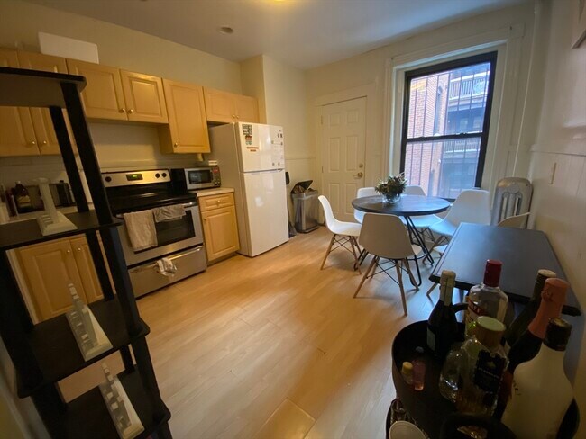 30 Symphony Rd, Unit 3 in Boston, MA - Building Photo - Building Photo