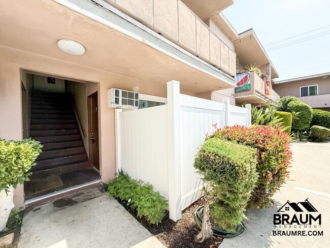 5433 Sepulveda Blvd in Los Angeles, CA - Building Photo - Building Photo