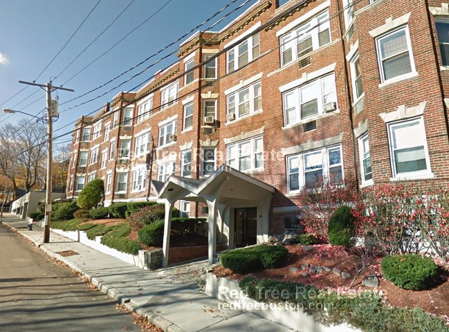 property at 33 Lancaster Terrace