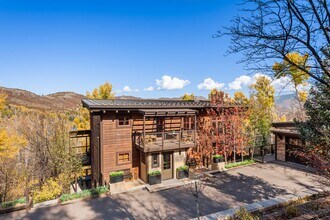71 N Ridge Ln in Snowmass Village, CO - Building Photo - Building Photo
