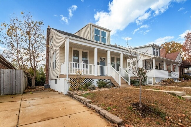 7716 Lovella Ave in Richmond Heights, MO - Building Photo - Building Photo