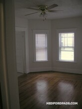 294 Boston Ave in Medford, MA - Building Photo - Building Photo