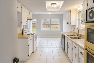 7015 Maple Fox Dr in Humble, TX - Building Photo - Building Photo