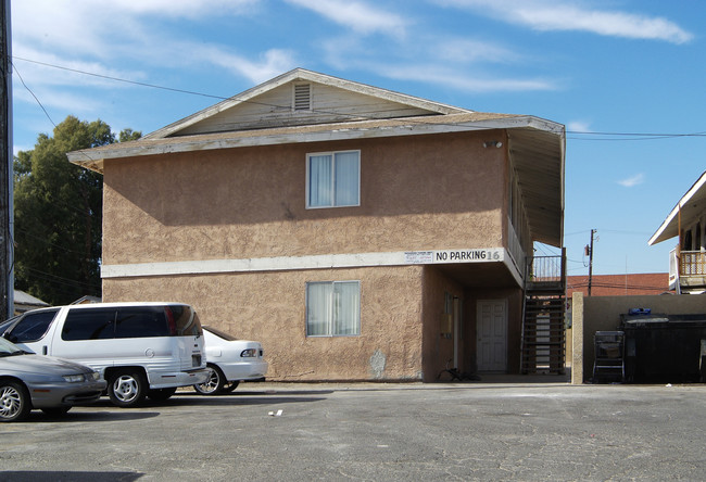 Sunrise Acres in Las Vegas, NV - Foto de edificio - Building Photo