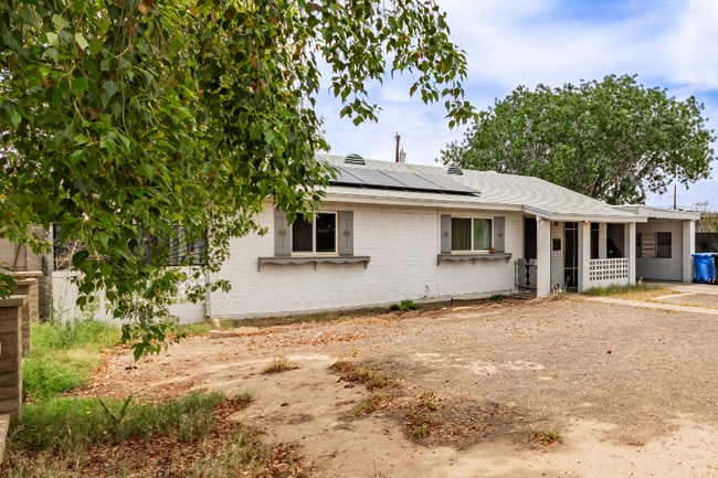 2801 W Glenrosa Ave in Phoenix, AZ - Building Photo - Building Photo