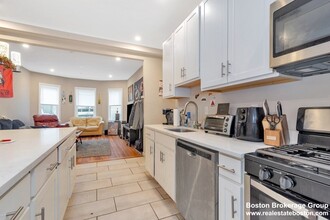 228 Calumet St in Boston, MA - Building Photo - Building Photo