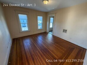 244 Orange St in Springfield, MA - Building Photo - Building Photo