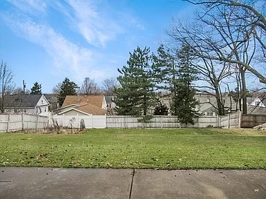 1536 W 45th St in Erie, PA - Building Photo - Building Photo