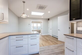 99-07 Ascan Ave in Queens, NY - Building Photo - Building Photo