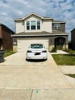 326 Lake Erie Dr in Princeton, TX - Building Photo