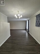 691 Irwin Crescent in Newmarket, ON - Building Photo - Building Photo