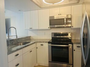 3142-3153 Sir Hamilton Cir in Titusville, FL - Building Photo - Building Photo