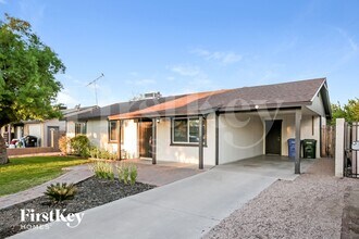 13032 N 37th Way in Phoenix, AZ - Building Photo - Building Photo