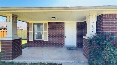 7632 Livvie Meador Ln in Dallas, TX - Building Photo - Building Photo