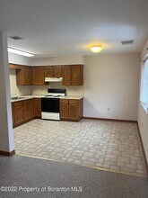 1312 Clay Ave-Unit -C2L in Dunmore, PA - Building Photo - Building Photo
