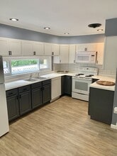 22 George St in Bangor, ME - Building Photo - Building Photo
