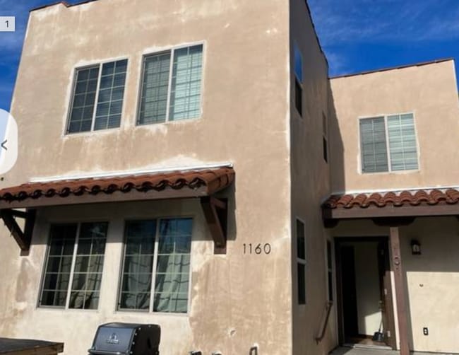 property at 1160 Murray Ave.