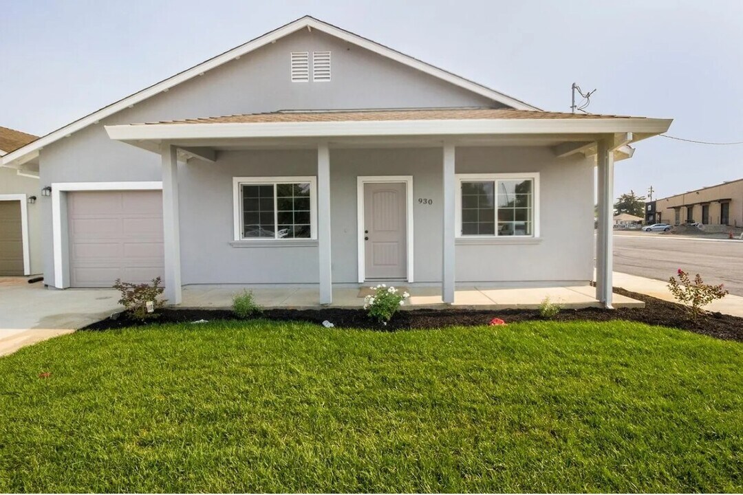 930 12th St in Marysville, CA - Building Photo