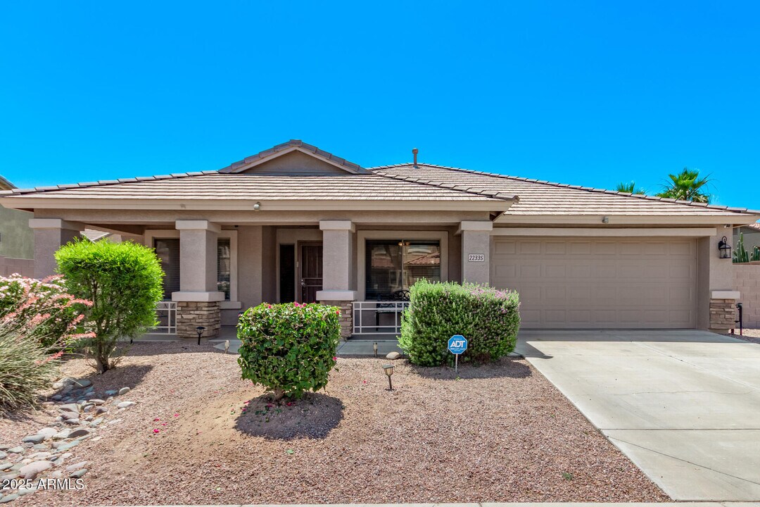 22335 Vargas Dr in Maricopa, AZ - Building Photo