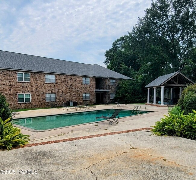 3121 Johnston St in Lafayette, LA - Building Photo - Building Photo