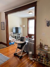 1356 W Barry Ave in Chicago, IL - Building Photo - Building Photo