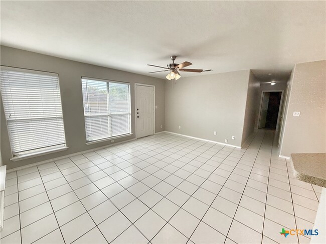 2754 FM1044 in New Braunfels, TX - Building Photo - Building Photo